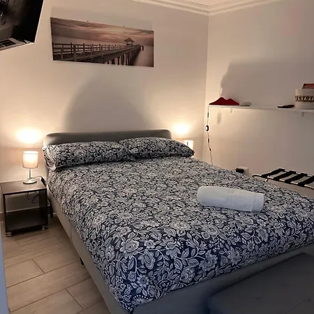 Amare Apartment *